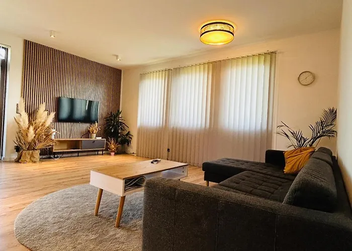 Luxury 2 Bedroom Apartment&garden *